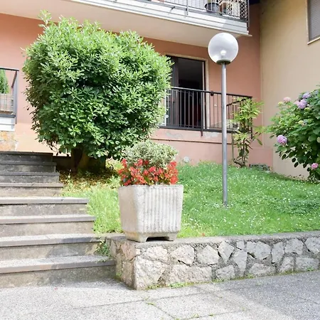 Apartment Rock Garden
